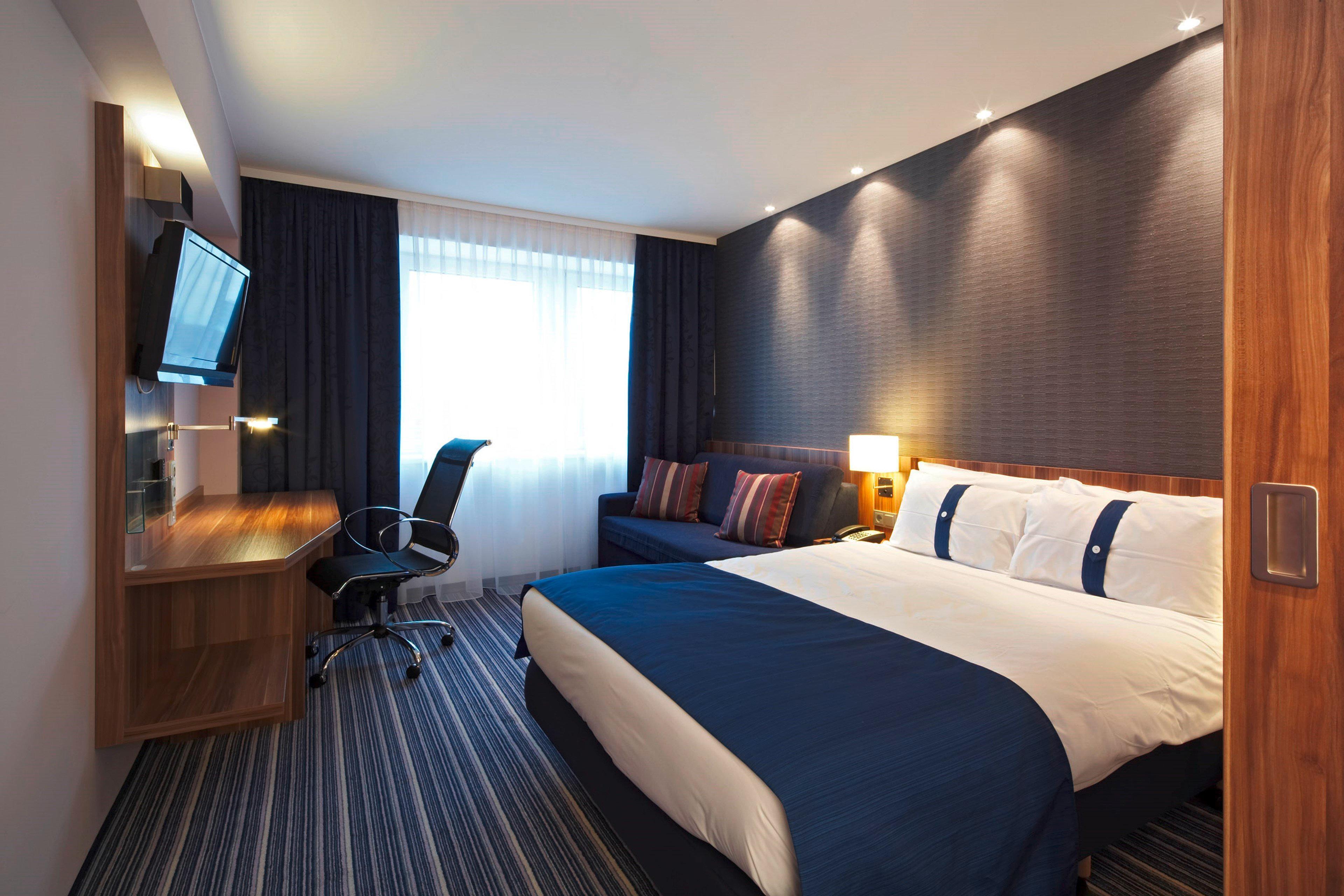 Express Centre Hotel 3*