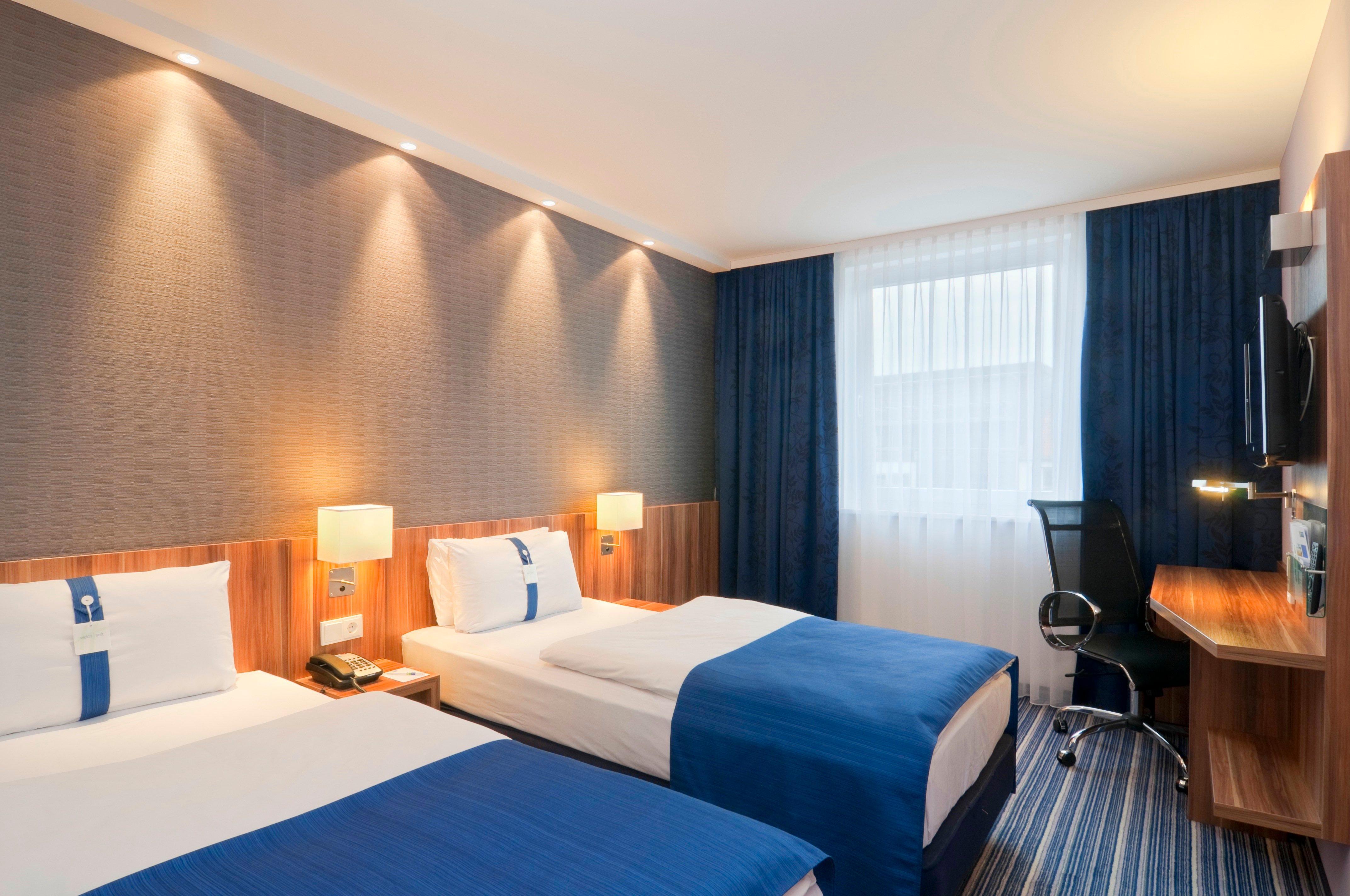 Hotel Express Centre 3*